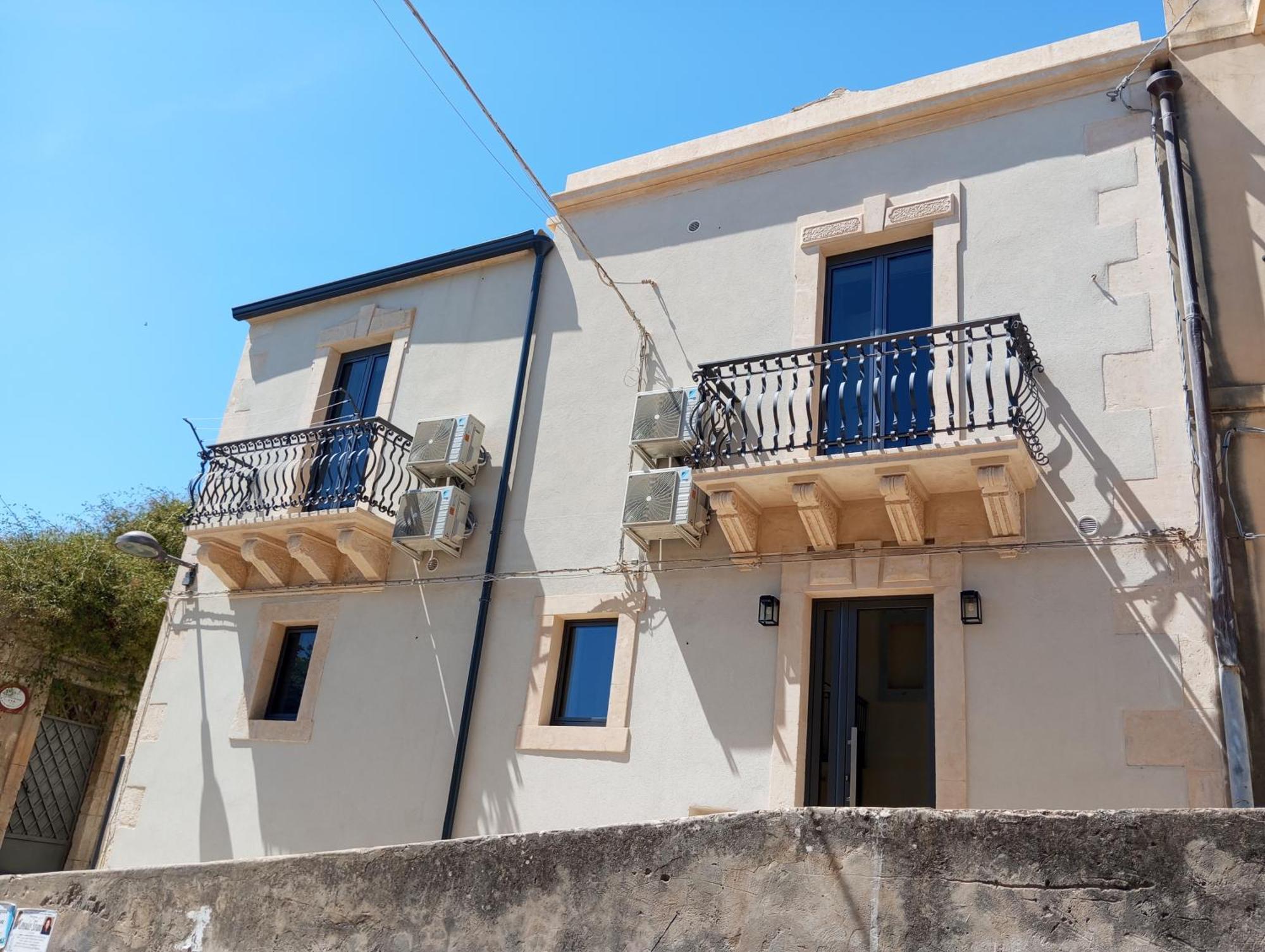 Holiday Home Matt Ros Noto Dış mekan fotoğraf